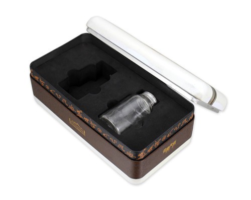 瑪咖蛹蟲草精片鐵盒內(nèi)部圖